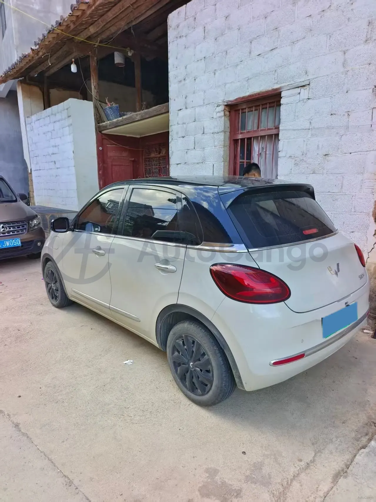 2023 WuLing BinGuo BEV 37.9KWH,autocango,china used car exporter,china ev exporter,chinese used car exporter,chinese used ev exporter
