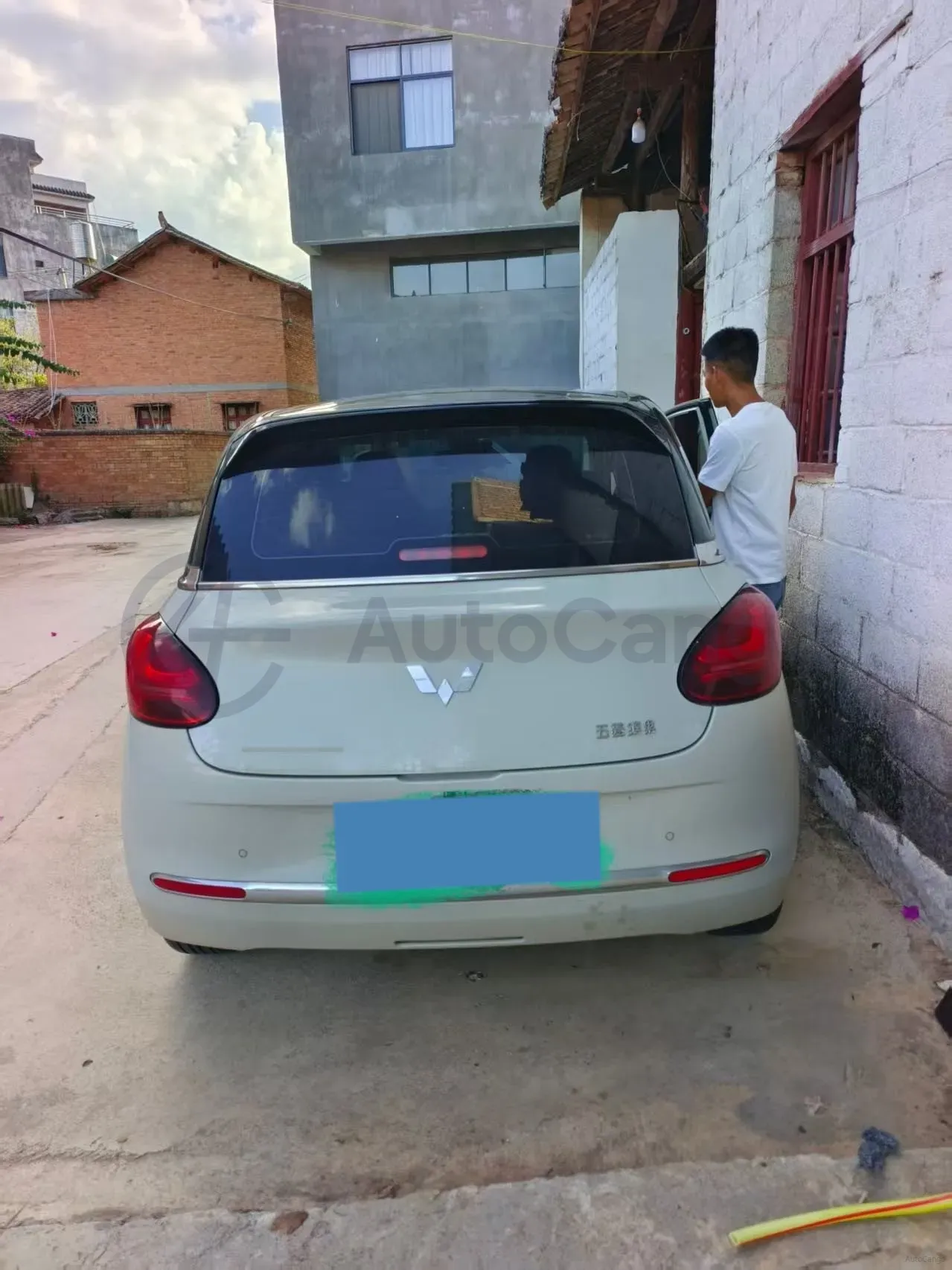 2023 WuLing BinGuo BEV 37.9KWH,autocango,china used car exporter,china ev exporter,chinese used car exporter,chinese used ev exporter