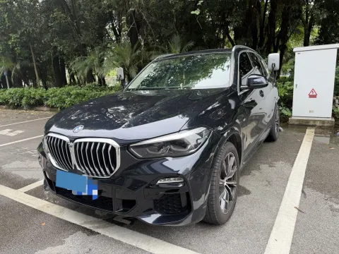 2021 BMW X5,autocango,china used car exporter,china ev exporter,chinese used car exporter,chinese used ev exporter