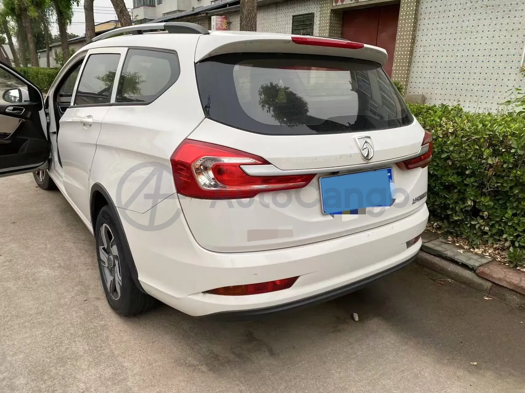 2019 JinBei XinYuan T32S 1.5L 102HP L4 5MT,autocango,china used car exporter,china ev exporter,chinese used car exporter,chinese used ev exporter