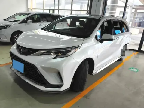 2024 TOYOTA GRANVIA,autocango,china used car exporter,china ev exporter,chinese used car exporter,chinese used ev exporter