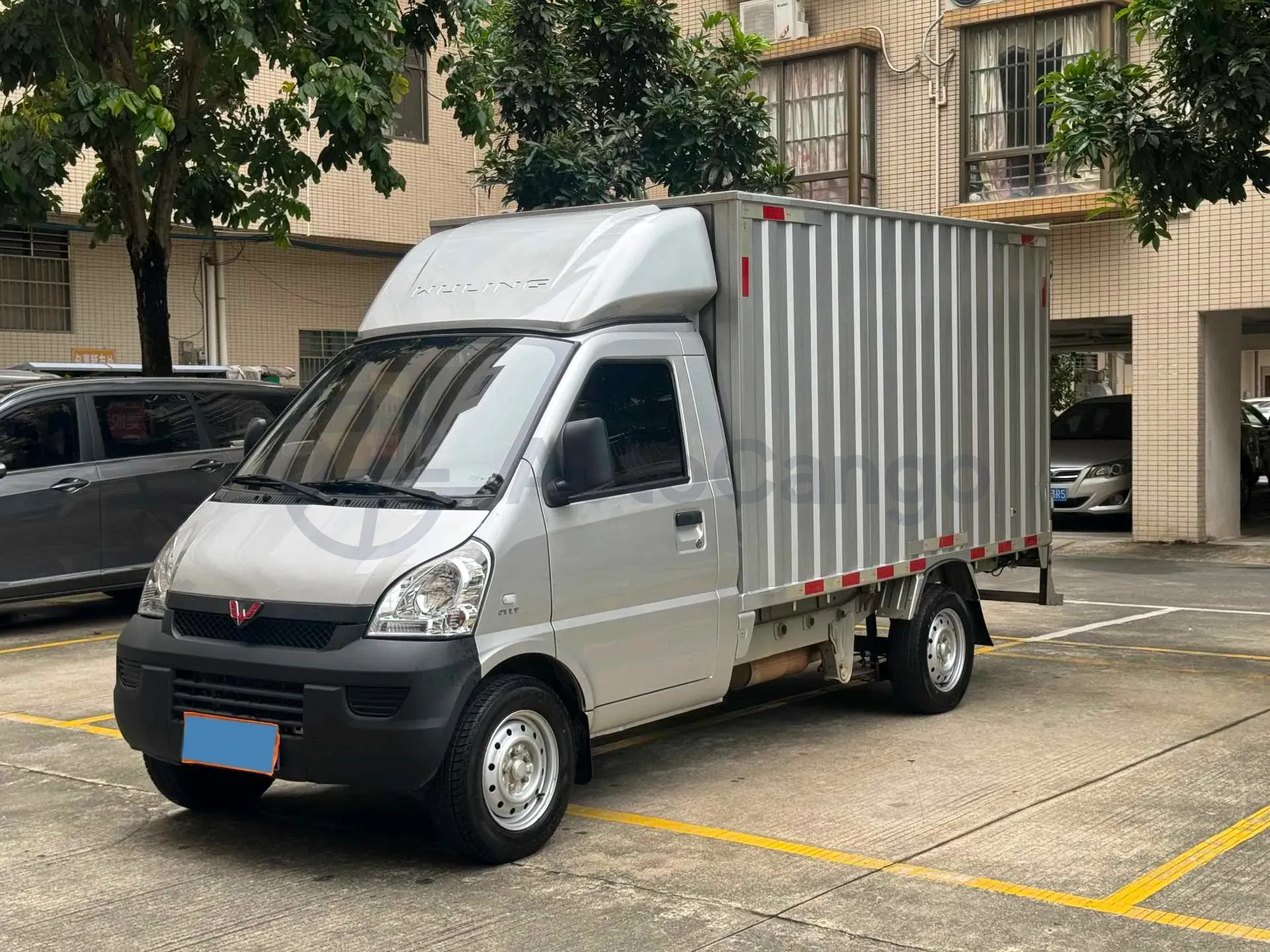 2022 WuLing RongGuang Mini Truck 1.5L 99HP L4 5MT,autocango,china used car exporter,china ev exporter,chinese used car exporter,chinese used ev exporter