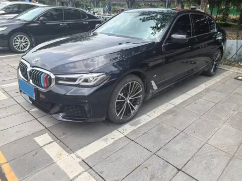 2021 BMW 5 SERIES,autocango,china used car exporter,china ev exporter,chinese used car exporter,chinese used ev exporter