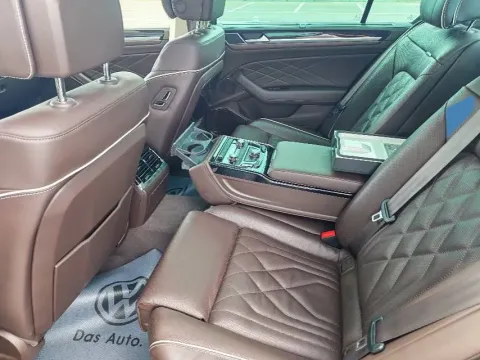 2021 Volkswagen Phideon 2.0T 224HP L4 7DCT