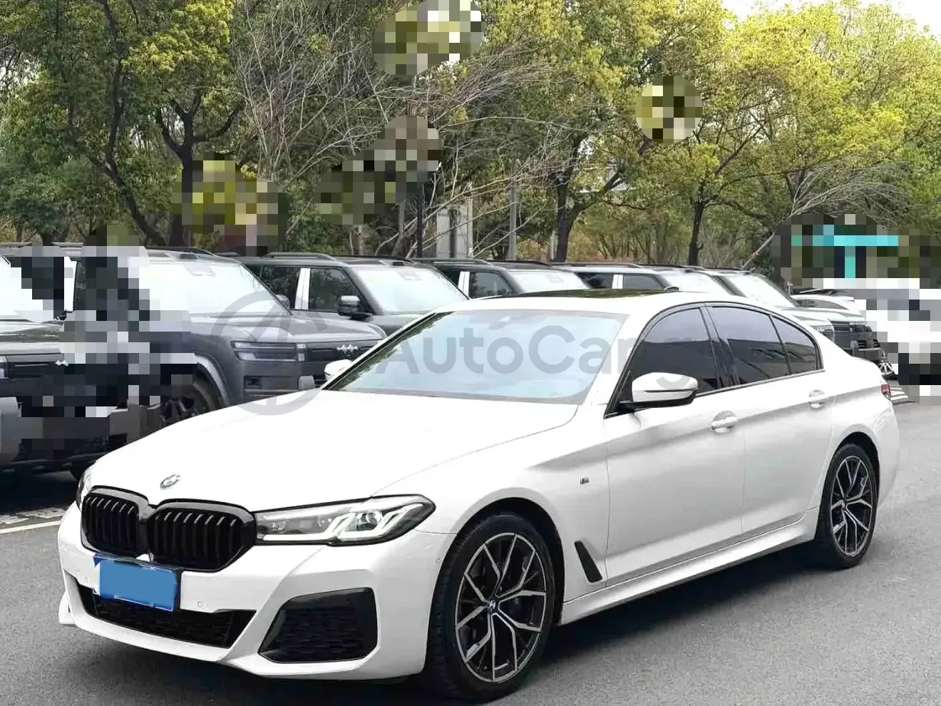 2022 BMW 5 Series 2.0T 252HP L4 8AT,autocango,china used car exporter,china ev exporter,chinese used car exporter,chinese used ev exporter