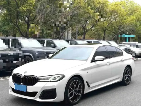 2022 BMW 5 SERIES,autocango,china used car exporter,china ev exporter,chinese used car exporter,chinese used ev exporter