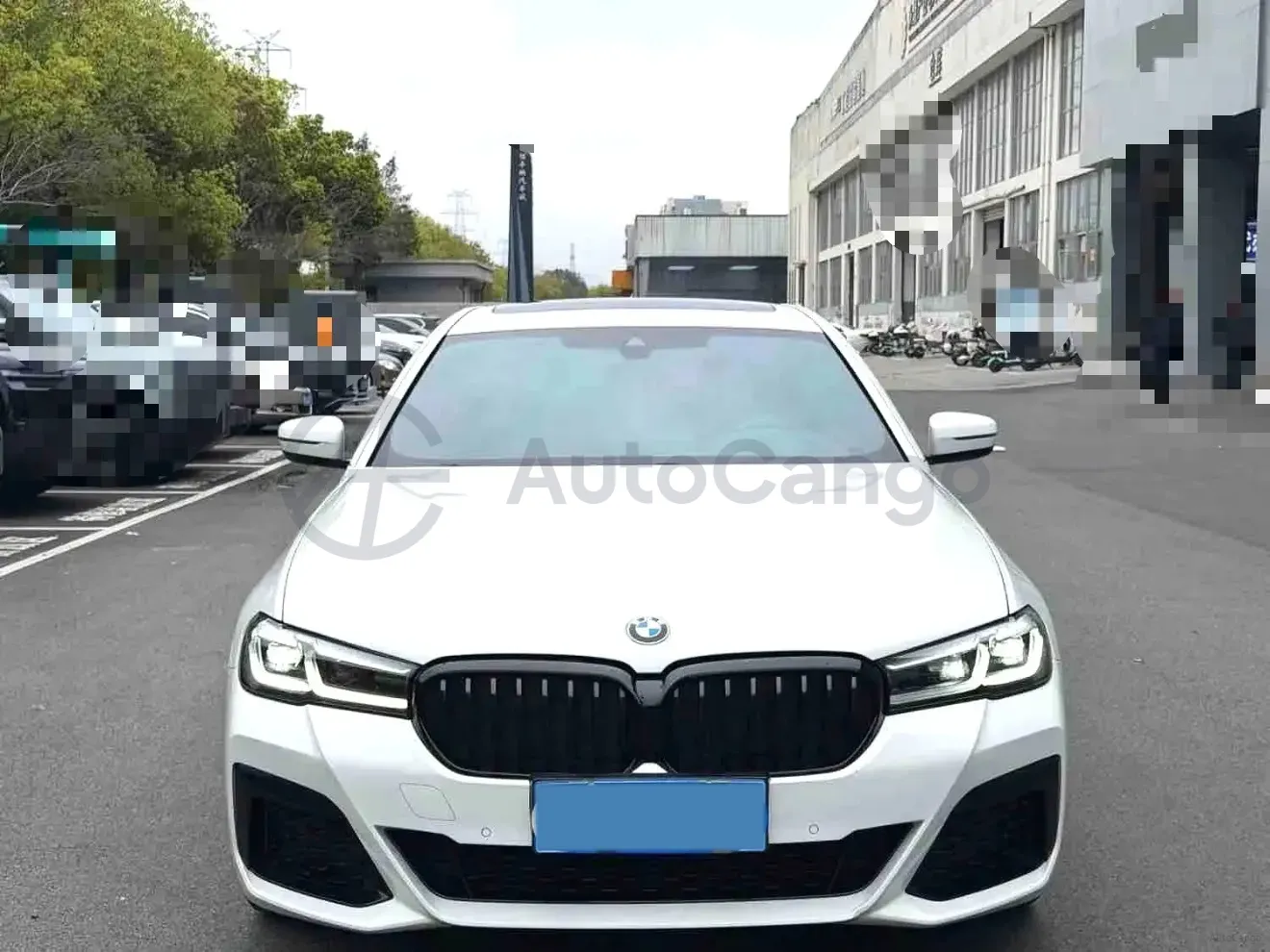 2022 BMW 5 Series 2.0T 252HP L4 8AT,autocango,china used car exporter,china ev exporter,chinese used car exporter,chinese used ev exporter