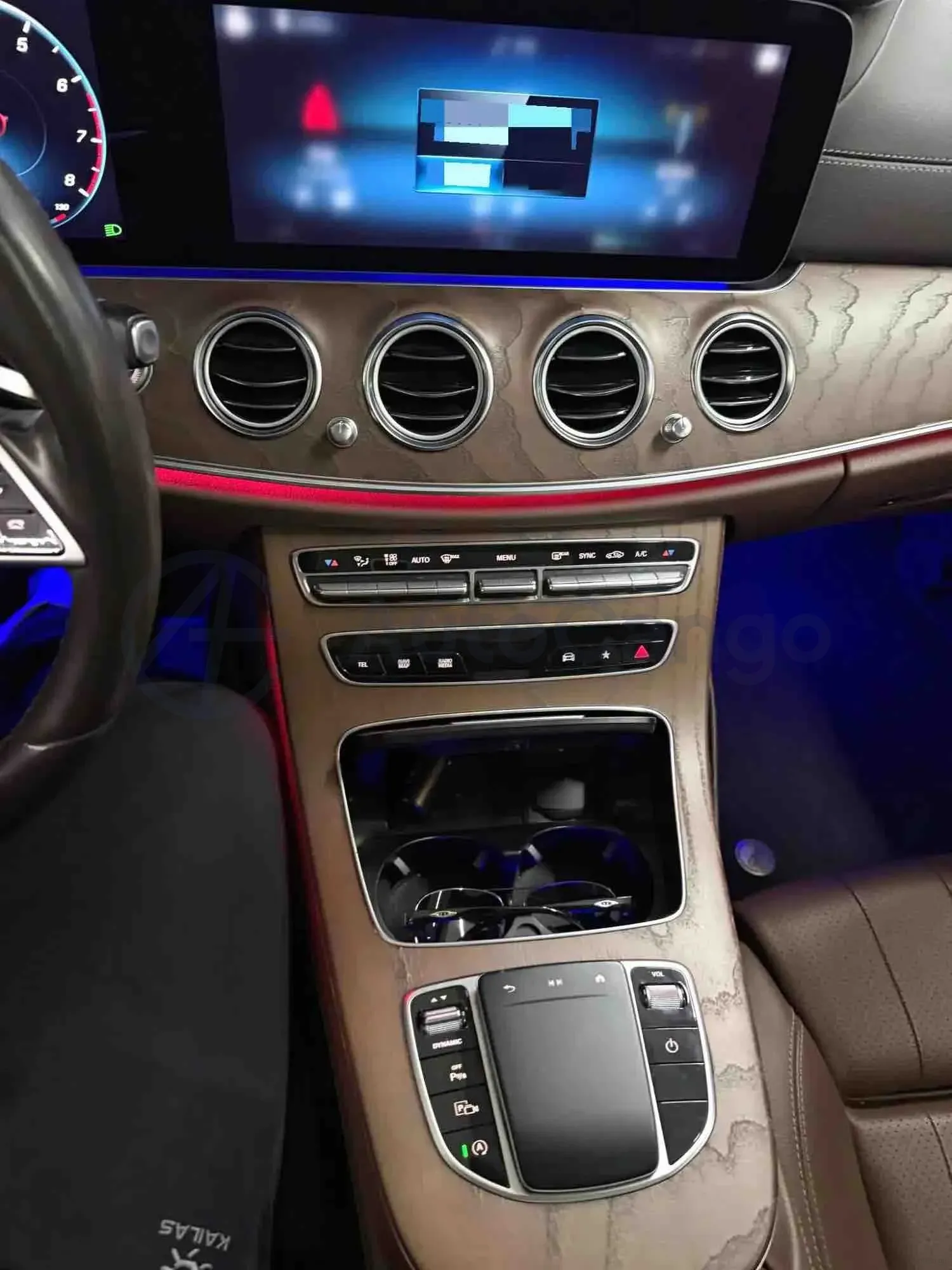2022 Mercedes-Benz GLC Class 2.0T 258HP L4 9AT,autocango,china used car exporter,china ev exporter,chinese used car exporter,chinese used ev exporter