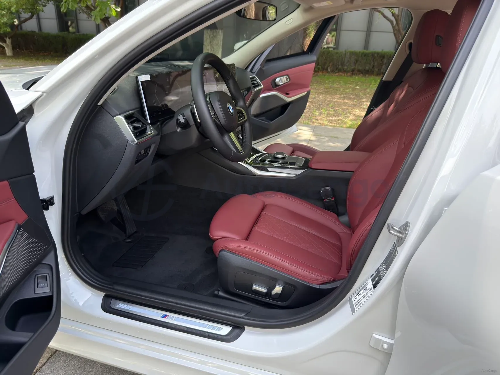 2023 BMW 3 Series 2.0T 184HP L4 8AT,autocango,china used car exporter,china ev exporter,chinese used car exporter,chinese used ev exporter