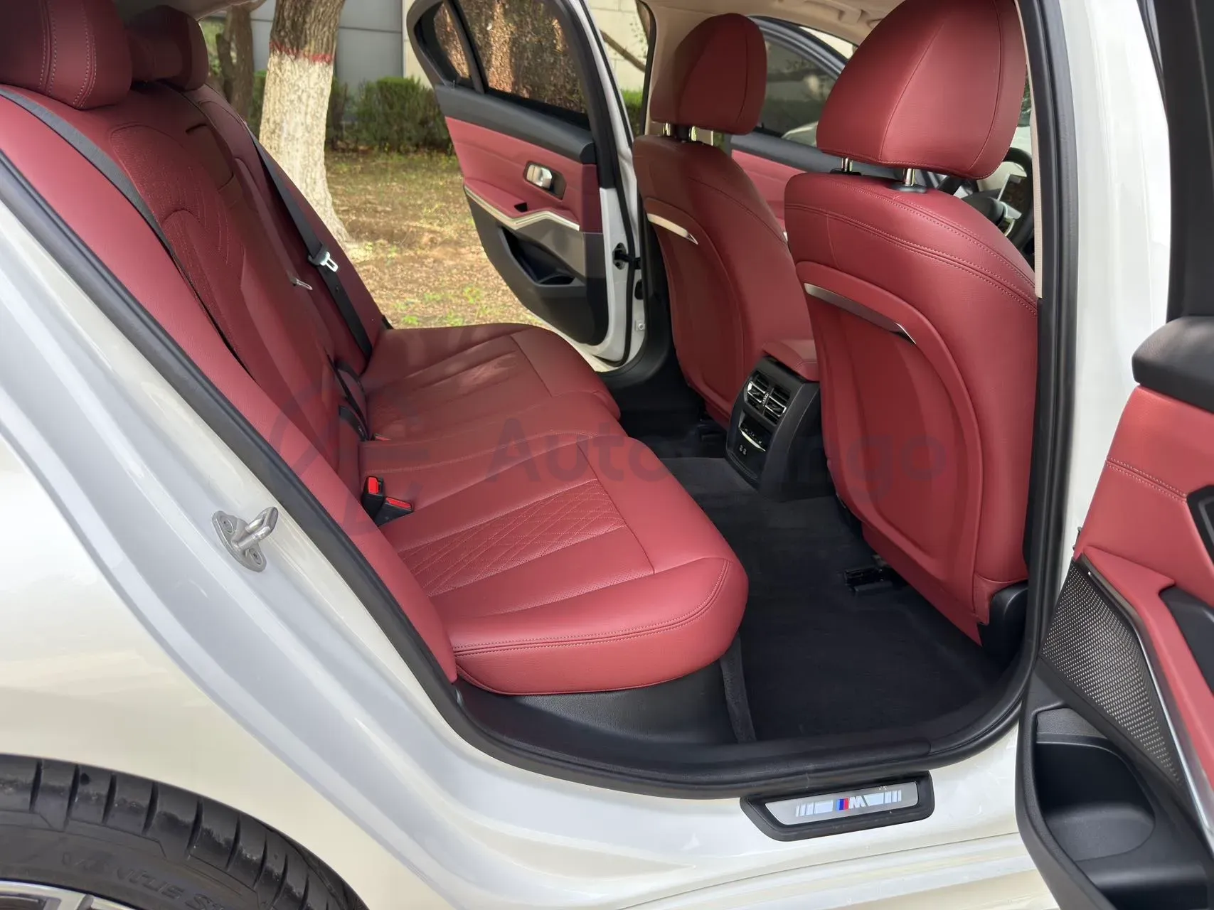 2023 BMW 3 Series 2.0T 184HP L4 8AT,autocango,china used car exporter,china ev exporter,chinese used car exporter,chinese used ev exporter