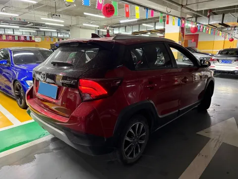 2022 Toyota Yaris L 1.5L 112HP L4 CVT
