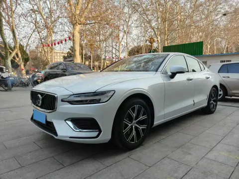 2026 VOLVO S60,autocango,china used car exporter,china ev exporter,chinese used car exporter,chinese used ev exporter