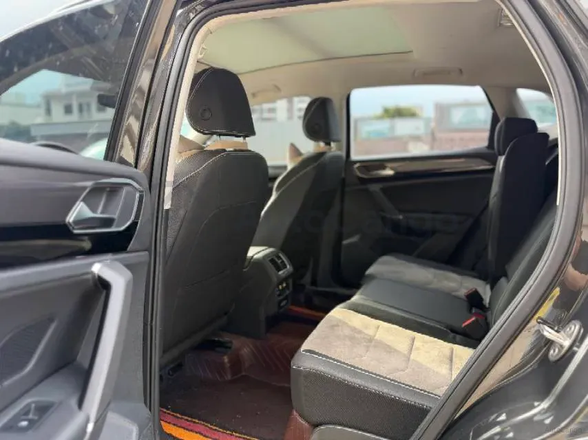 2020 Volkswagen Tayron X 2.0T 186HP L4 7DCT,autocango,china used car exporter,china ev exporter,chinese used car exporter,chinese used ev exporter