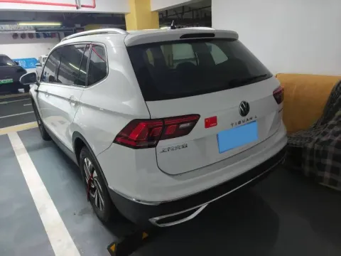 2023 Volkswagen Tiguan L 1.4T 150HP L4 7DCT