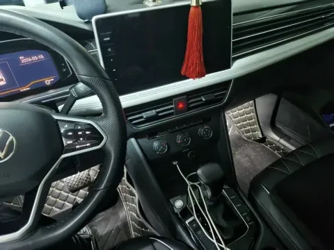 2023 Volkswagen Tiguan L 1.4T 150HP L4 7DCT