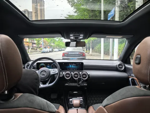 2020 Mercedes-Benz A Class 1.3T 163HP L4 7DCT