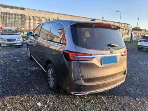 2023 Buick GL8 2.0T 237HP L4 9AT,autocango,china used car exporter,china ev exporter,chinese used car exporter,chinese used ev exporter