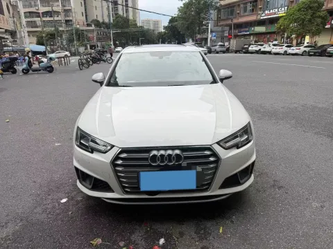 2019 Audi A4L 2.0T 190HP L4 7DCT