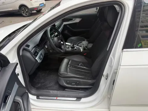 2019 Audi A4L 2.0T 190HP L4 7DCT