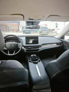 2023 HongQi E-QM5 BEV 82KWH