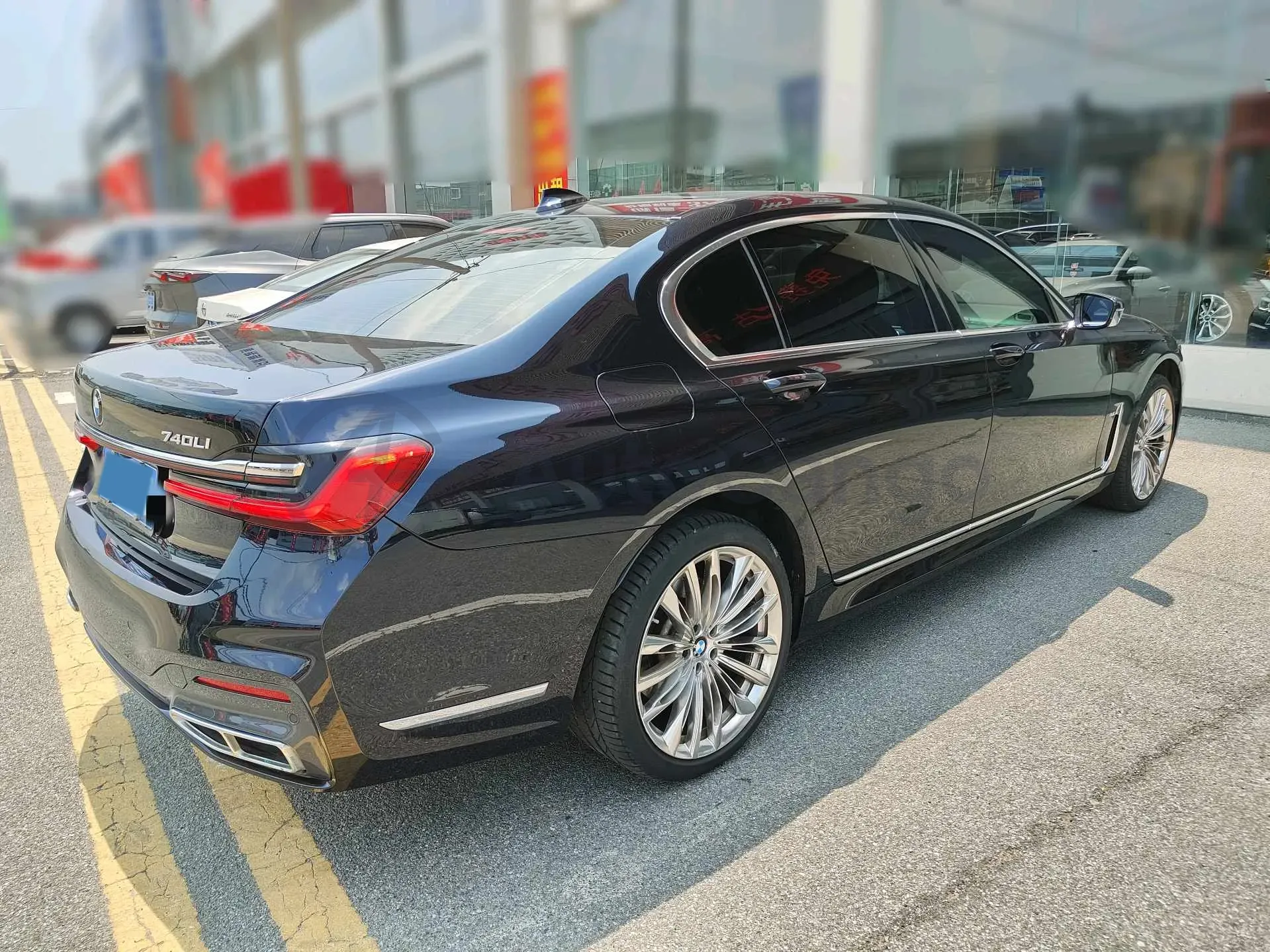 2021 BMW 7 Series 2.0T 265HP L4 8AT,autocango,china used car exporter,china ev exporter,chinese used car exporter,chinese used ev exporter