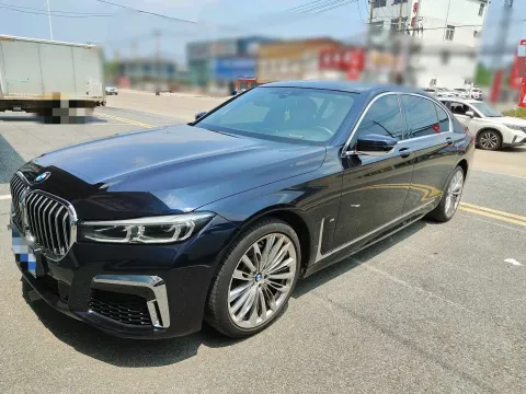 2021 BMW 7 SERIES,autocango,china used car exporter,china ev exporter,chinese used car exporter,chinese used ev exporter