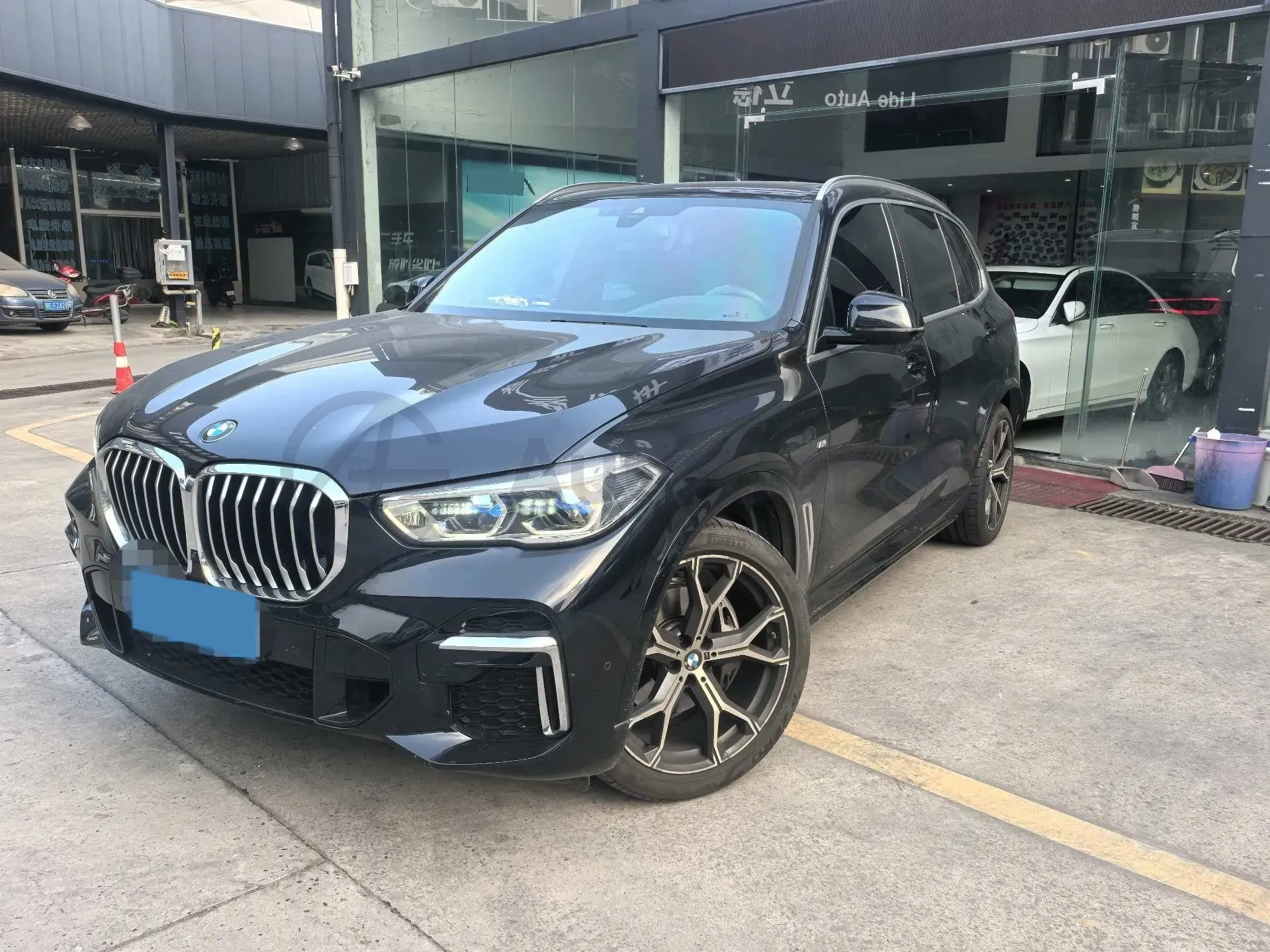 2022 BMW X5 3.0T 333HP L6 8AT,autocango,china used car exporter,china ev exporter,chinese used car exporter,chinese used ev exporter