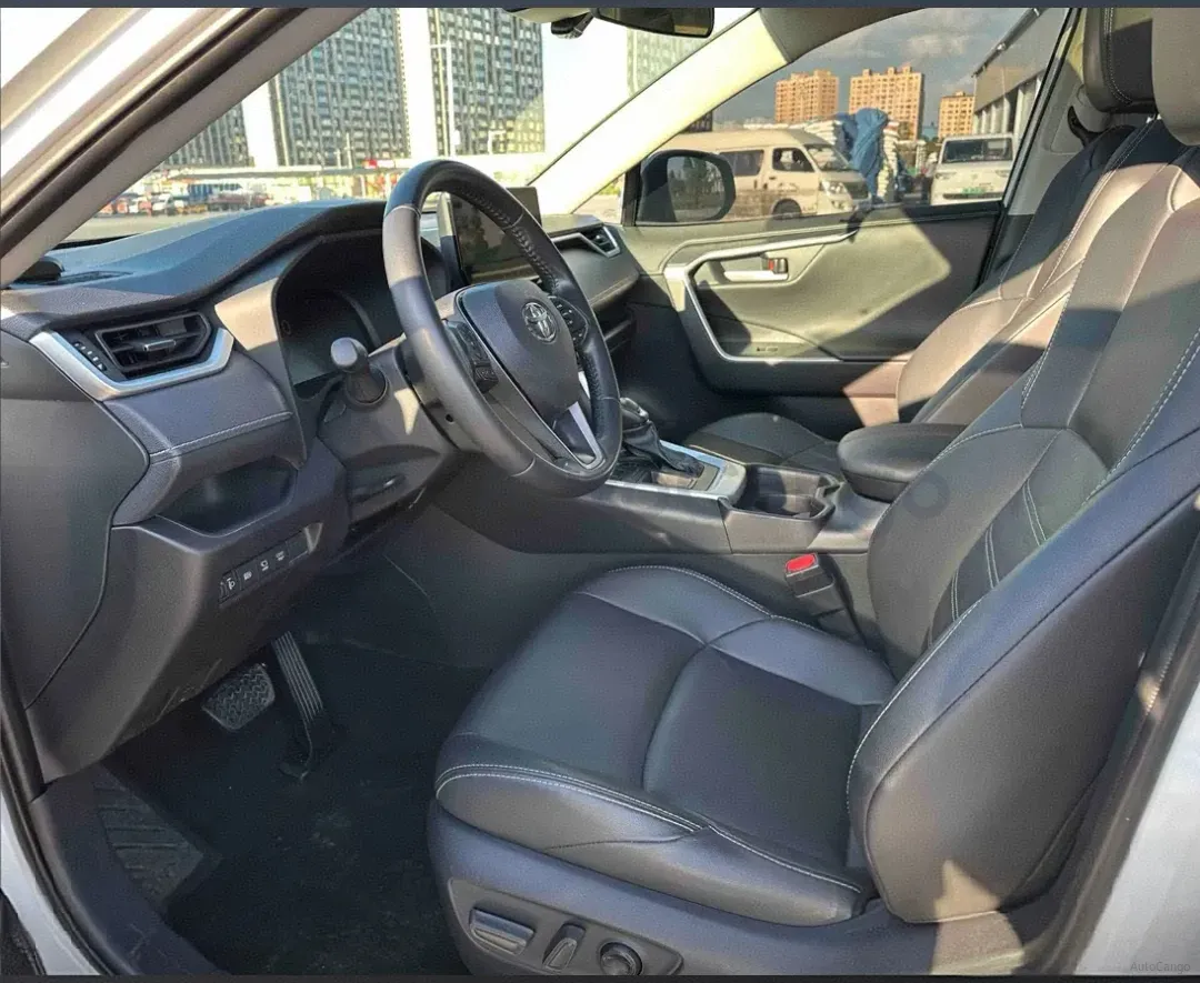2024 Toyota Wildlander 2.5L 178HP L4 E-CVT Hybrid,autocango,china used car exporter,china ev exporter,chinese used car exporter,chinese used ev exporter
