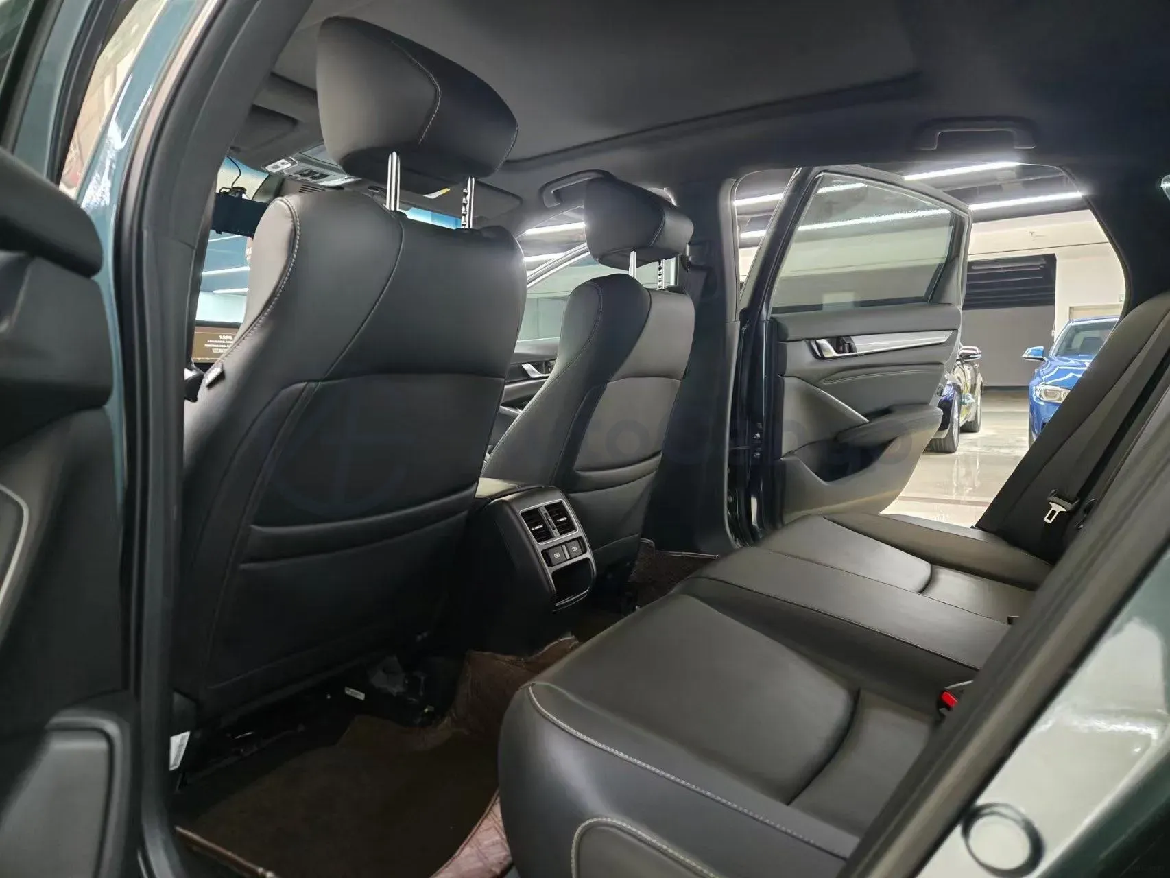 2022 Honda Inspire 1.5T 194HP L4 CVT,autocango,china used car exporter,china ev exporter,chinese used car exporter,chinese used ev exporter