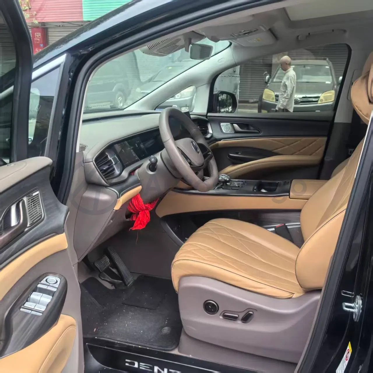 2022 Mercedes-Benz GLC Class 2.0T 197HP L4 9AT,autocango,china used car exporter,china ev exporter,chinese used car exporter,chinese used ev exporter