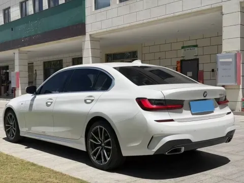2022 BMW 3 Series 2.0T 184HP L4 8AT