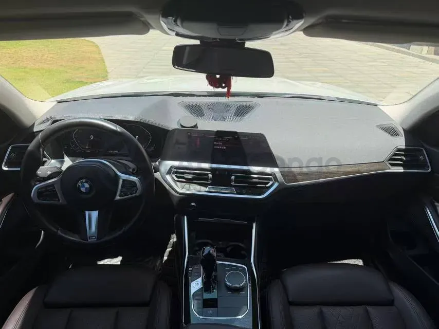 2022 BMW 3 Series 2.0T 184HP L4 8AT,autocango,china used car exporter,china ev exporter,chinese used car exporter,chinese used ev exporter