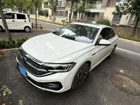 2025 VOLKSWAGEN SAGITAR,autocango,china used car exporter,china ev exporter,chinese used car exporter,chinese used ev exporter