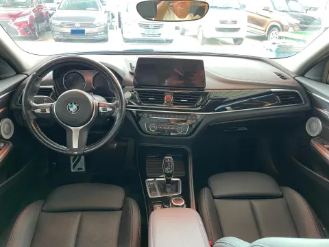 2021 BMW 1 Series 1.5T 140HP L3 7DCT