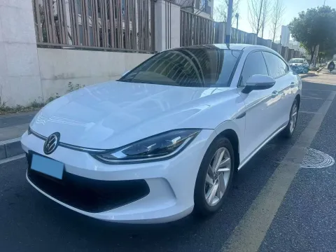 2024 VOLKSWAGEN LAMANDO,autocango,china used car exporter,china ev exporter,chinese used car exporter,chinese used ev exporter