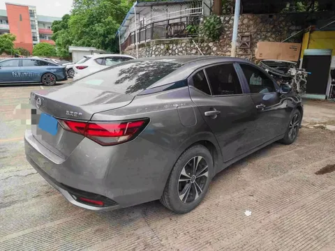 2023 Nissan Sylphy 1.2L 72HP L3 Hybrid