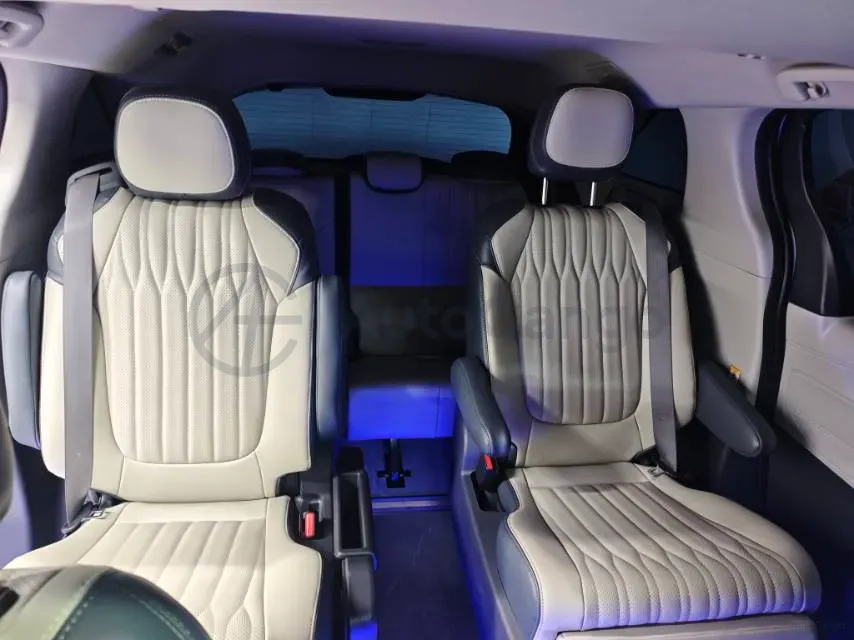 2024 Toyota Sienna 2.5L 189HP L4 E-CVT Hybrid,autocango,china used car exporter,china ev exporter,chinese used car exporter,chinese used ev exporter