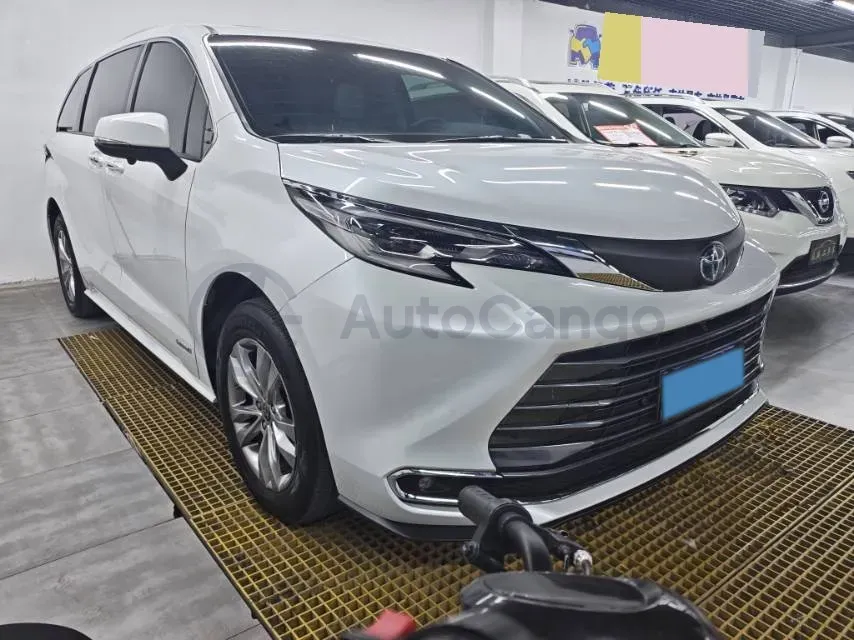 2024 Toyota Sienna 2.5L 189HP L4 E-CVT Hybrid,autocango,china used car exporter,china ev exporter,chinese used car exporter,chinese used ev exporter