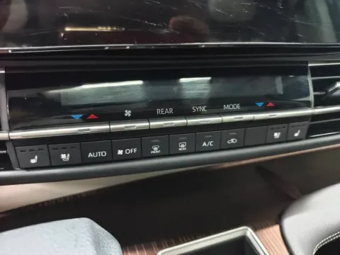 2024 Toyota Sienna 2.5L 189HP L4 E-CVT Hybrid