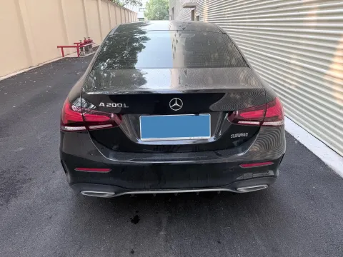 2022 Mercedes-Benz A Class 1.3T 163HP L4 7DCT