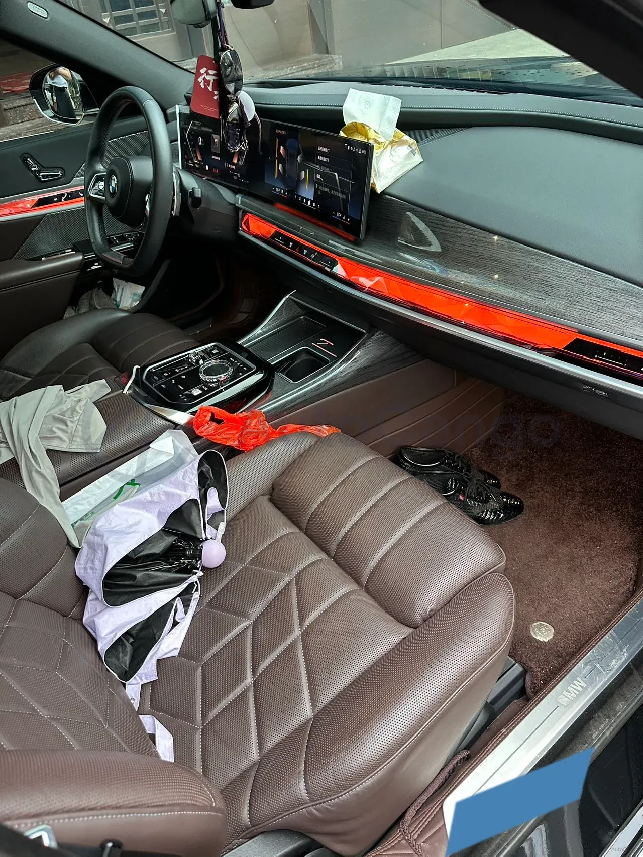2023 BMW 7 Series 3.0T 381HP L6 8AT,autocango,china used car exporter,china ev exporter,chinese used car exporter,chinese used ev exporter
