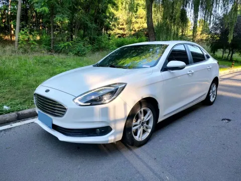 2019 FORD ESCORT,autocango,china used car exporter,china ev exporter,chinese used car exporter,chinese used ev exporter