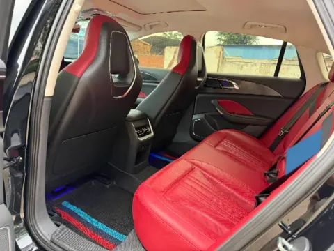 2024 HongQi H6 2.0T 252HP L4 8AT