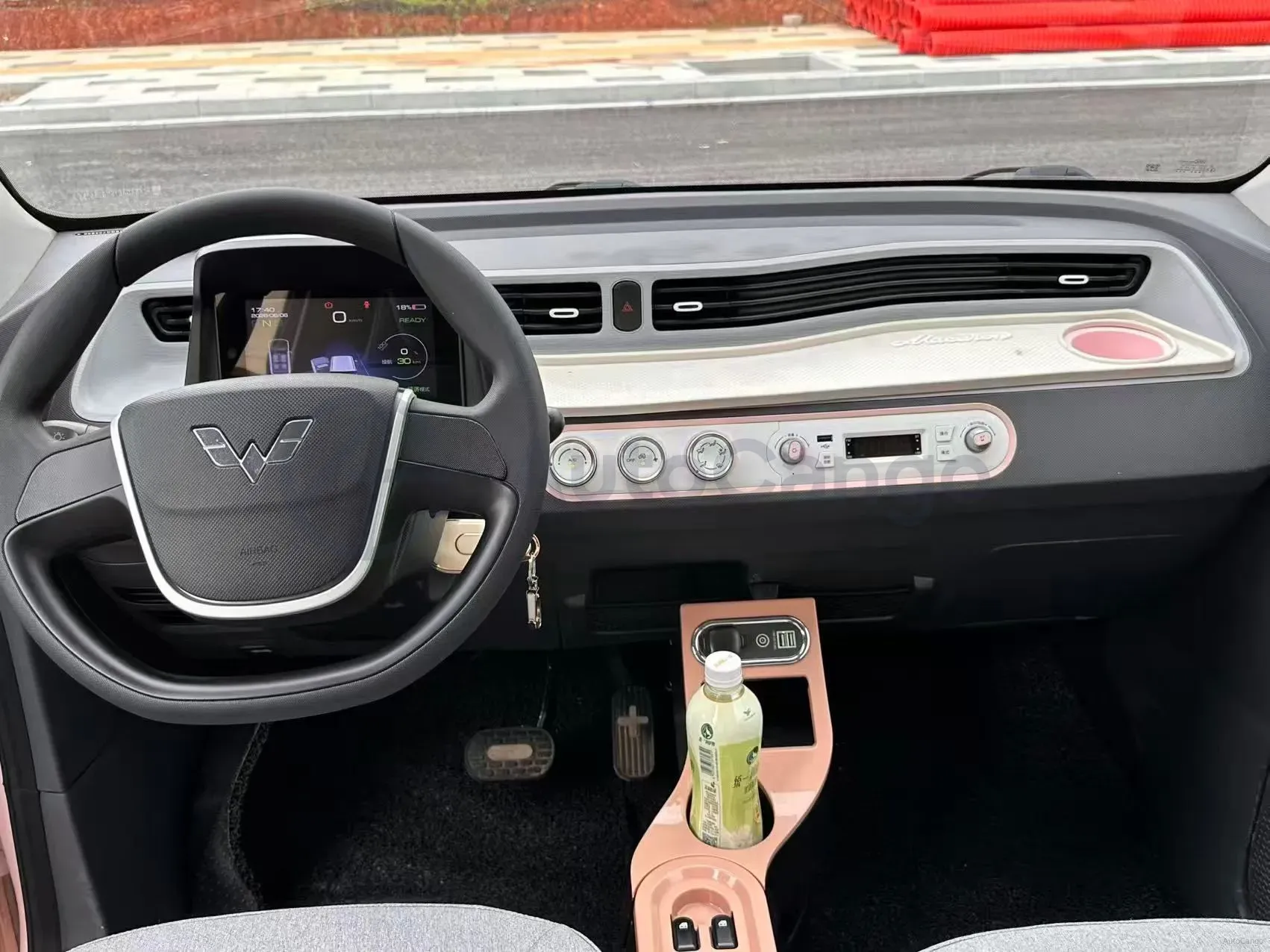 2021 WuLing HongGuang MINI EV BEV 13.9KWH,autocango,china used car exporter,china ev exporter,chinese used car exporter,chinese used ev exporter