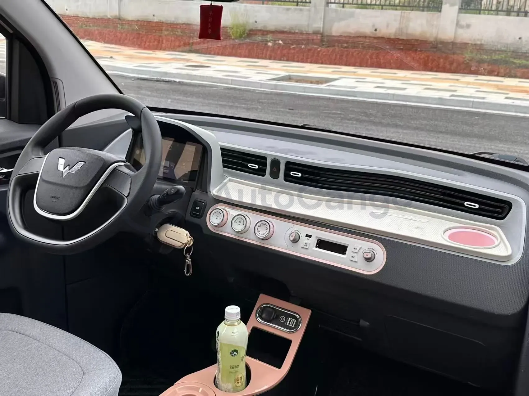 2021 WuLing HongGuang MINI EV BEV 13.9KWH,autocango,china used car exporter,china ev exporter,chinese used car exporter,chinese used ev exporter