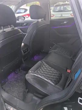 2019 HongQi HS5 2.0T 224HP L4 6AT