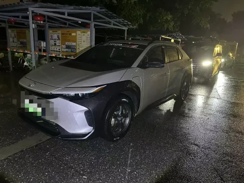 2022 TOYOTA BZ4X,autocango,china used car exporter,china ev exporter,chinese used car exporter,chinese used ev exporter