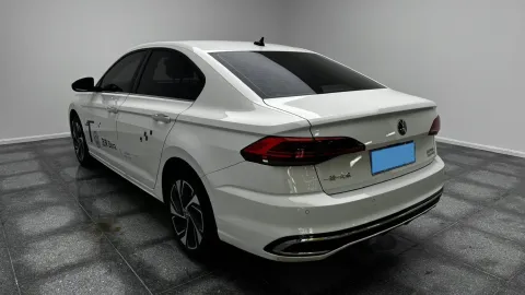 2024 Volkswagen Bora 1.2T 116HP L4 7DCT