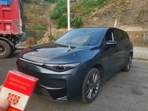 2026 LEAPMOTOR C10,autocango,china used car exporter,china ev exporter,chinese used car exporter,chinese used ev exporter
