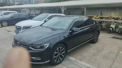 2020 VOLKSWAGEN MAGOTAN,autocango,china used car exporter,china ev exporter,chinese used car exporter,chinese used ev exporter